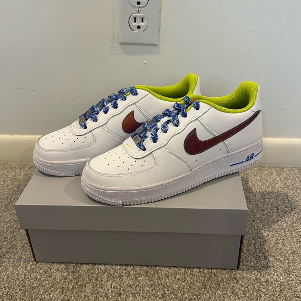 Nike Air Force 1 LV8